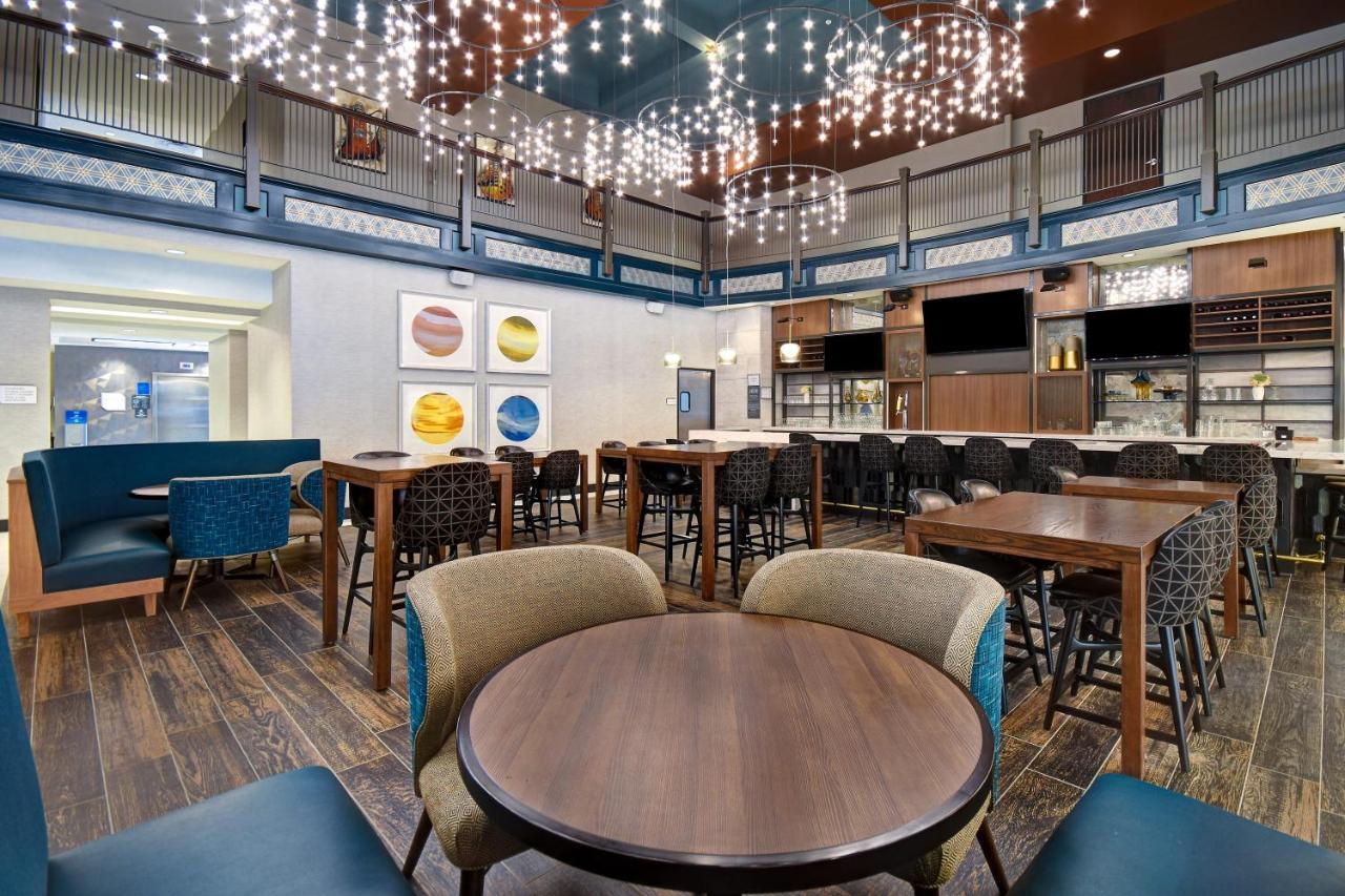 Hilton Garden Inn Kalamazoo Downtown Zewnętrze zdjęcie